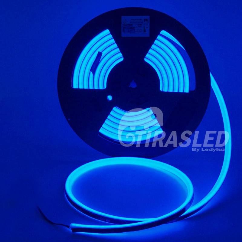 Rollo de Neón Flex LED 24V 14,5W IP65 Alta Potencia Luz Azul encendido